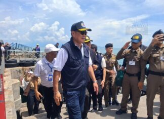 Premier odwiedza Koh Phangan, aby stawić czoła wyzwaniom związanym z nielegalną działalnością zagraniczną
