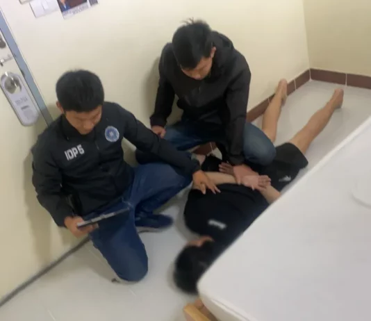 Vriend gearresteerd voor moord op populaire online verkoopster en influencer-vriendin in appartement in Nonthaburi
