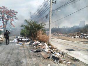 Grass Fire Erupts Behind Thepprasit Go-Kart Track in Jomtien