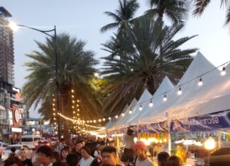 Fotoreise: Pattaya veranstaltet bis Montag, den 4. Mai, ein aufregendes viertägiges Festival am Strand von Pattaya.