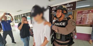 В Паттайе гражданин Китая, обвиняемый в хранении оружия военного образца, демонстрирует сильный стресс и отказывается от еды, находясь под стражей.