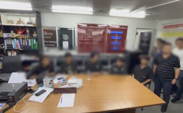 Politiet arresterer gjeng i Myanmar i sak om gruppeoverfall og ran i Pattaya, mistenkte hevder at thailandsk ungdom startet hendelsen med våpentrussel.