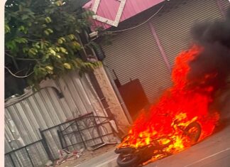 Woman Abandons Burning Motorcycle and Flees for Safety on Pattaya Third Road