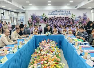 カオマイケーオ郡自治体が、2026年度の優れた地域開発プロジェクトおよび女性の役割開発基金の省レベルの選定式を開催