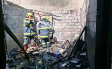 Fire Breaks Out at Old Goods Storage House in Pattaya Community; Firefighters Quickly Contain Blaze