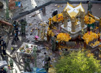 タイの裁判所、2015年のエラワン廟爆破事件でウイグル人男性2人に死刑判決を下す。これはタイ史上最悪のテロ攻撃だった。