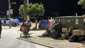 Homeless Flock to Pattaya Beach and Second Road to Use as Overnight Sleeping Areas, Business Operators Urge Authorities for Urgent Action, Warn of Damage to Tourism Image