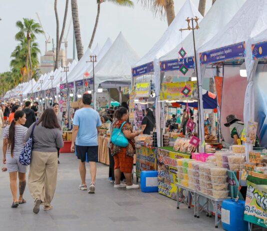 Colors of Faith-festivalen åpner på Pattaya-stranden og viser frem kulturelle identiteter fra 25 sentrale provinser.