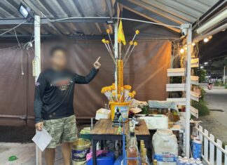 Tjuv smyger in i mataffär i Pattaya-området och stjäl donationer, telefoner, sprit och till och med rambutaner.
