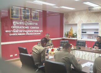 Region 2 Deputy Police Chief Holds Meeting on Teacher Alleged Sexual Assault Case in Banglamung, Orders Straightforward Action