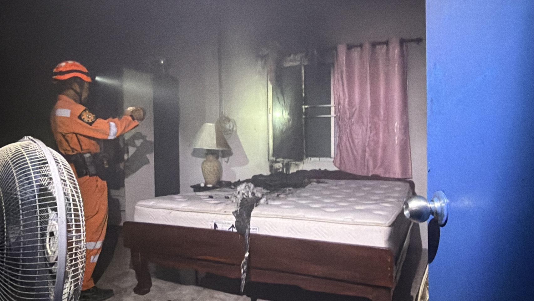 Electrical Short Circuit Sparks Bedroom Fire Near Pattaya, Homeowner Burned While Carrying Dog and Cat to Safety 1787650480853
