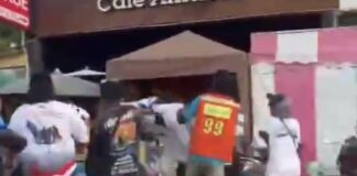 Koh Larn Speedboat Operators Clash in Beachfront Brawl Over Allegedly Poaching Customers