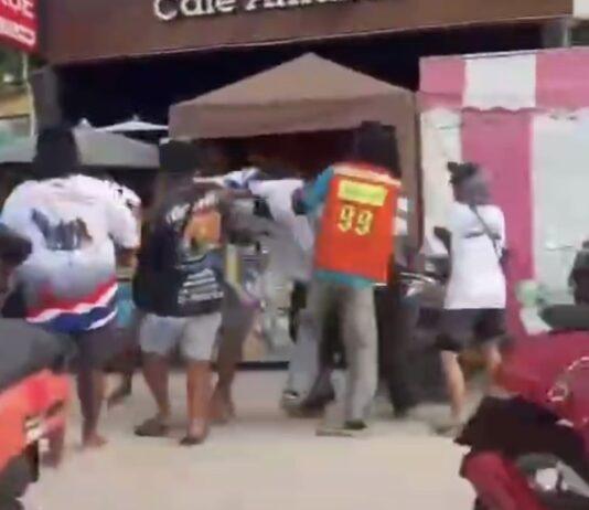 Koh Larn Speedboat Operators Clash in Beachfront Brawl Over Allegedly Poaching Customers