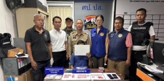 Sattahip Deputy District Chief Leads Raid, Arrests Alleged Drug Dealer With Hundreds of Meth Pills and Firearm