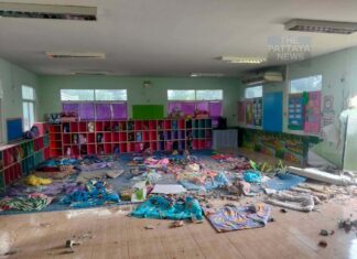 Un conductor se estrelló contra un centro de desarrollo infantil en Kanchanaburi, hiriendo a 18 personas. Se sospecha que el conductor sufrió una emergencia médica.