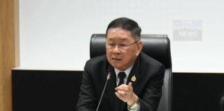 El ministro de Educación tailandés solicita normas más estrictas de seguridad escolar.