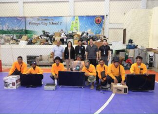Pattaya City organiseert een ceremonie ter ere van het hergebruik van afval om duurzaam afvalbeheer te bevorderen.