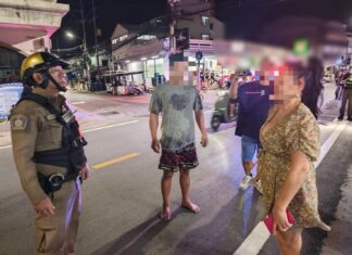 Late-night Brawl Outside Pattaya Convenience Store Leaves Two People with Head Injuries