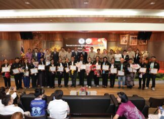 Pattaya premia 37 benefattori eccezionali durante la cerimonia di premiazione del 2026.
