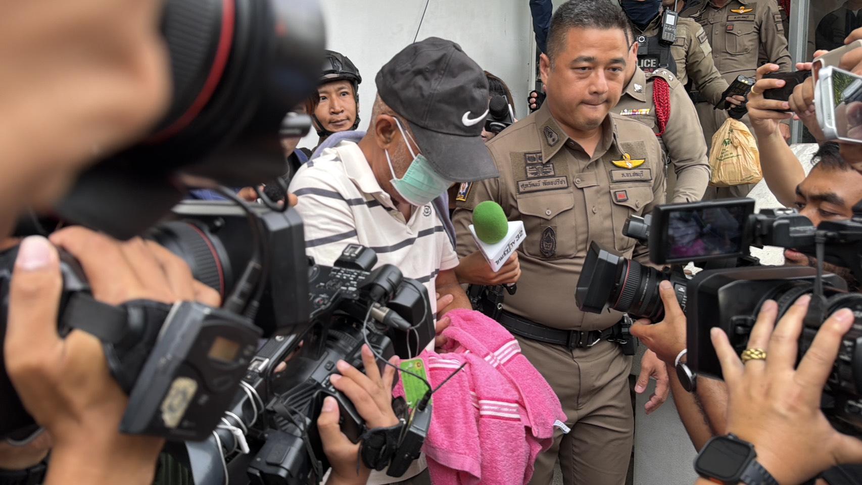 Thai Police Officer Charged with Intentional Murder after Shooting Wife at Banglamung Kindergarten 1789042172602