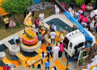 Pattaya Shrine Installs 3.9-metre Tall Phra Mae Thorani Statue for Public Worship
