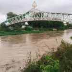 Banglamung Mayor Rushes to Deliver Emergency Aid to Flood Hit Areas 1790473795185
