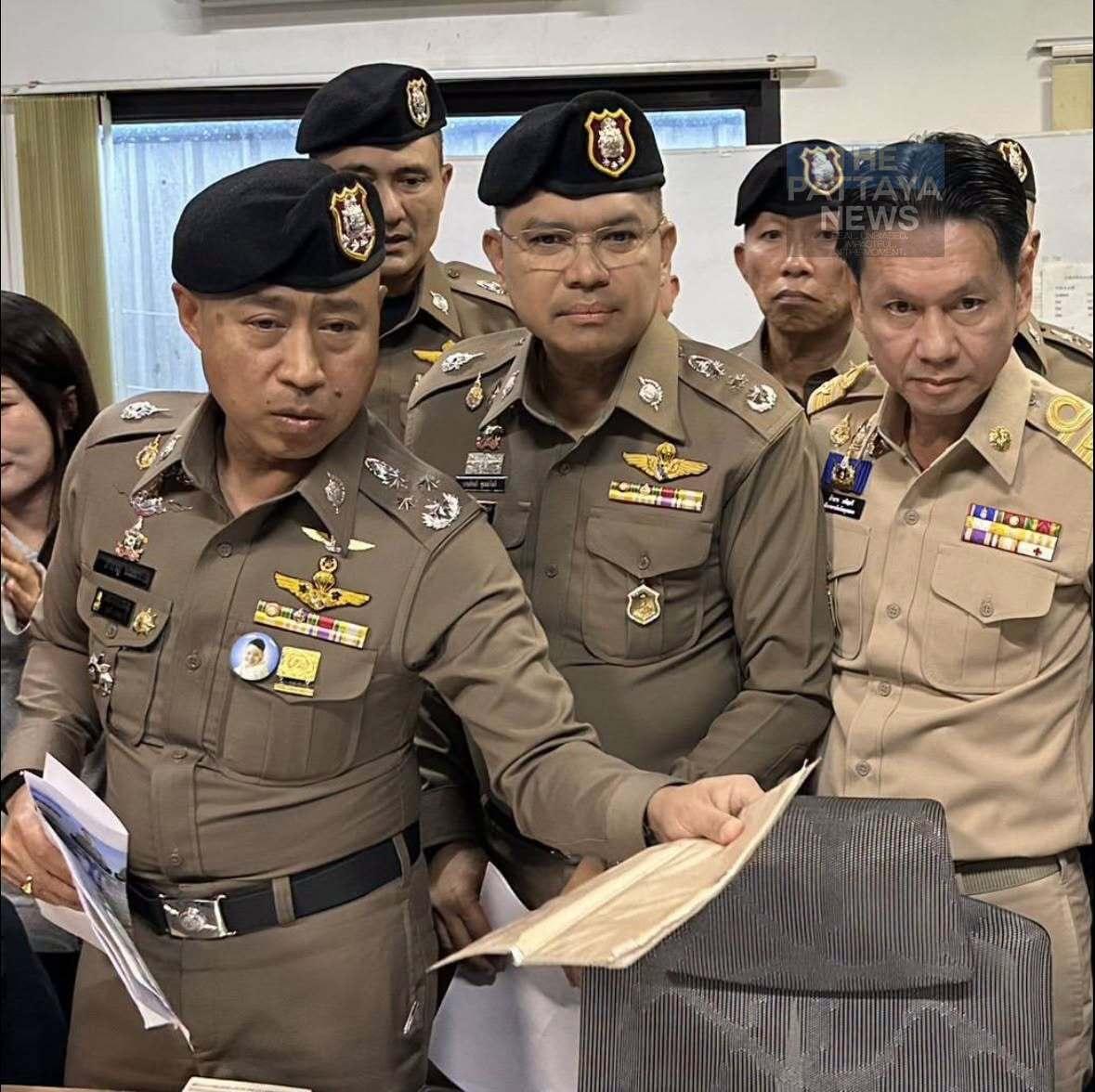 600 Million Baht Rubber Company in Samut Sakhon Raided, Chinese Fugitive Owner Arrested 797648631_1796851228006580_4377999664076525255_n