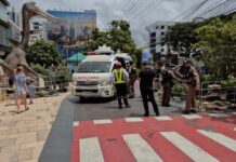 Woman Gives Birth to Healthy Baby Girl by Dinosaur Display Outside Popular Pattaya Mall
