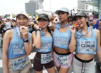 Pattaya Marathon 2026 drar igång i regn och funktionärer ansluter sig till löparna