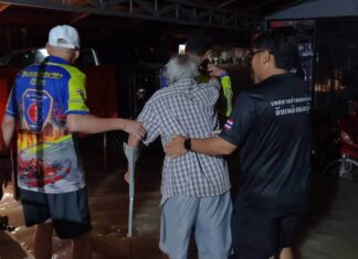 Rayong Flooding Continues Overnight, Residents Say Worst in 60 Years as Evacuations Take Place in Some Areas
