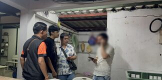 Two Motorcycle Robbers Hold Russian Tourist at Gunpoint in Pattaya, Steal 1,000 Baht