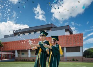 Osiągnięcia akademickie: Świętujemy wyniki egzaminów IGCSE i AS Level w MIS International School w Pattayi
