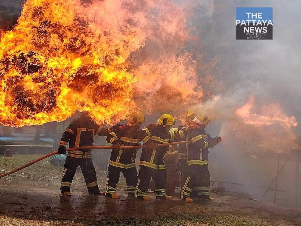 Sriracha Municipality Holds Gas Fire Drill to Strengthen Team Response Skills Photo_1788545655097