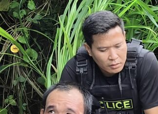 Los principales sospechosos del asesinato de dos jóvenes hermanos rusos en Pattaya se declaran culpables y niegan el asesinato premeditado.
