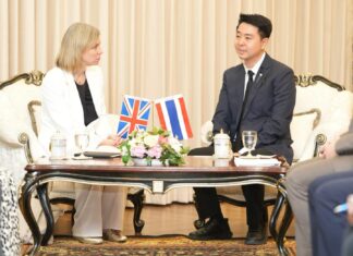Pattaya and UK Officials Discuss Tourist Safety Such as Motorbike Accidents and Cannabis Smuggling