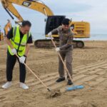 Pattaya Police and Chonburi Governor Lead Big Cleaning Day to Restore Beachfront After Floods FB_IMG_1791270957056