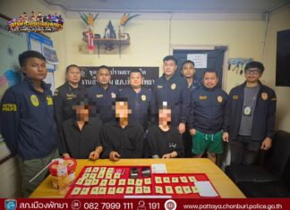 Pattaya-politiet arresterer thailandsk kvinne og to koreanere som har blitt overskredet med 37 etomidaterte «zombie»-kapsler