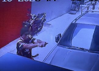 Un extranjero dispara una supuesta pistola de juguete contra un vendedor de calamares en Pattaya tras ser rechazado por insinuaciones sexuales.