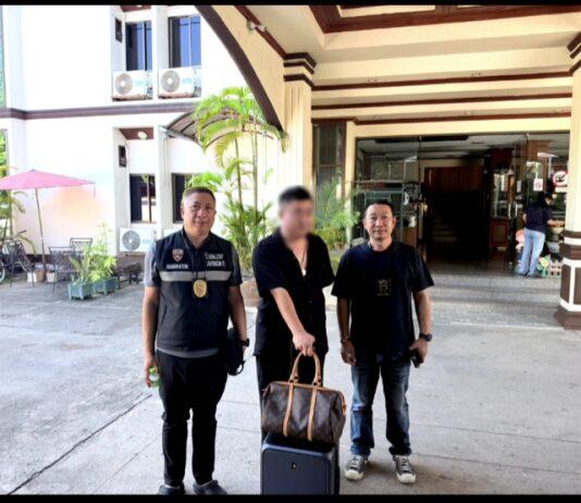 Kunglig thailändsk immigrationsmyndighet griper kinesisk man som stannat längre än tillåtet i bedrägerifall värt 100 miljoner baht på hotell i Chiang Mai